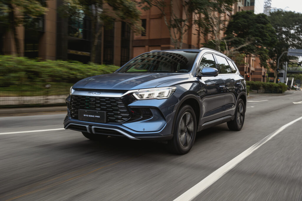 BYD Song Pro: O novo rival do Corolla Cross Híbrido
