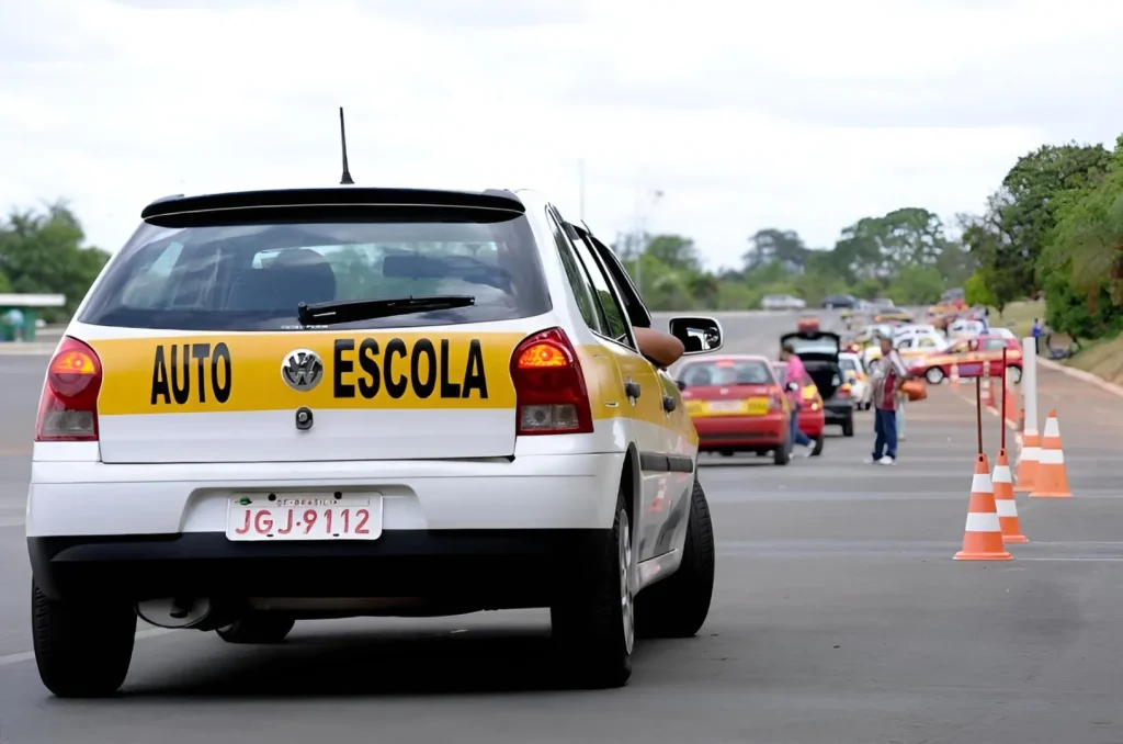 Lula dá aval ao fim da obrigatoriedade de autoescola para CNH entenda o que muda