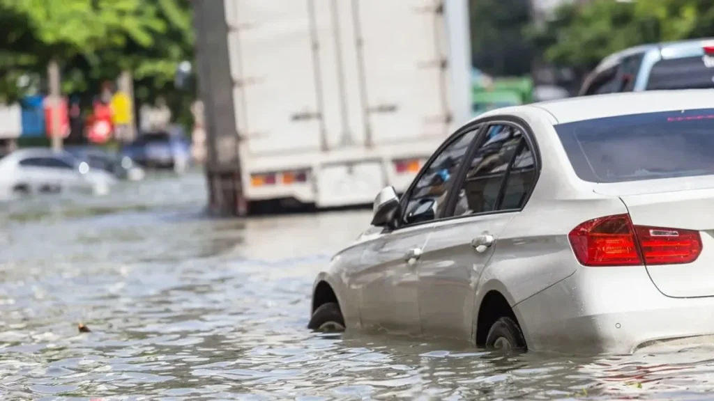 Cobertura para enchente e alagamento no seguro auto