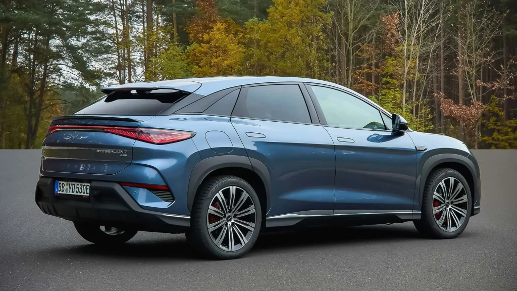 BYD Sealion 7 chega para reforçar a linha elétrica da marca