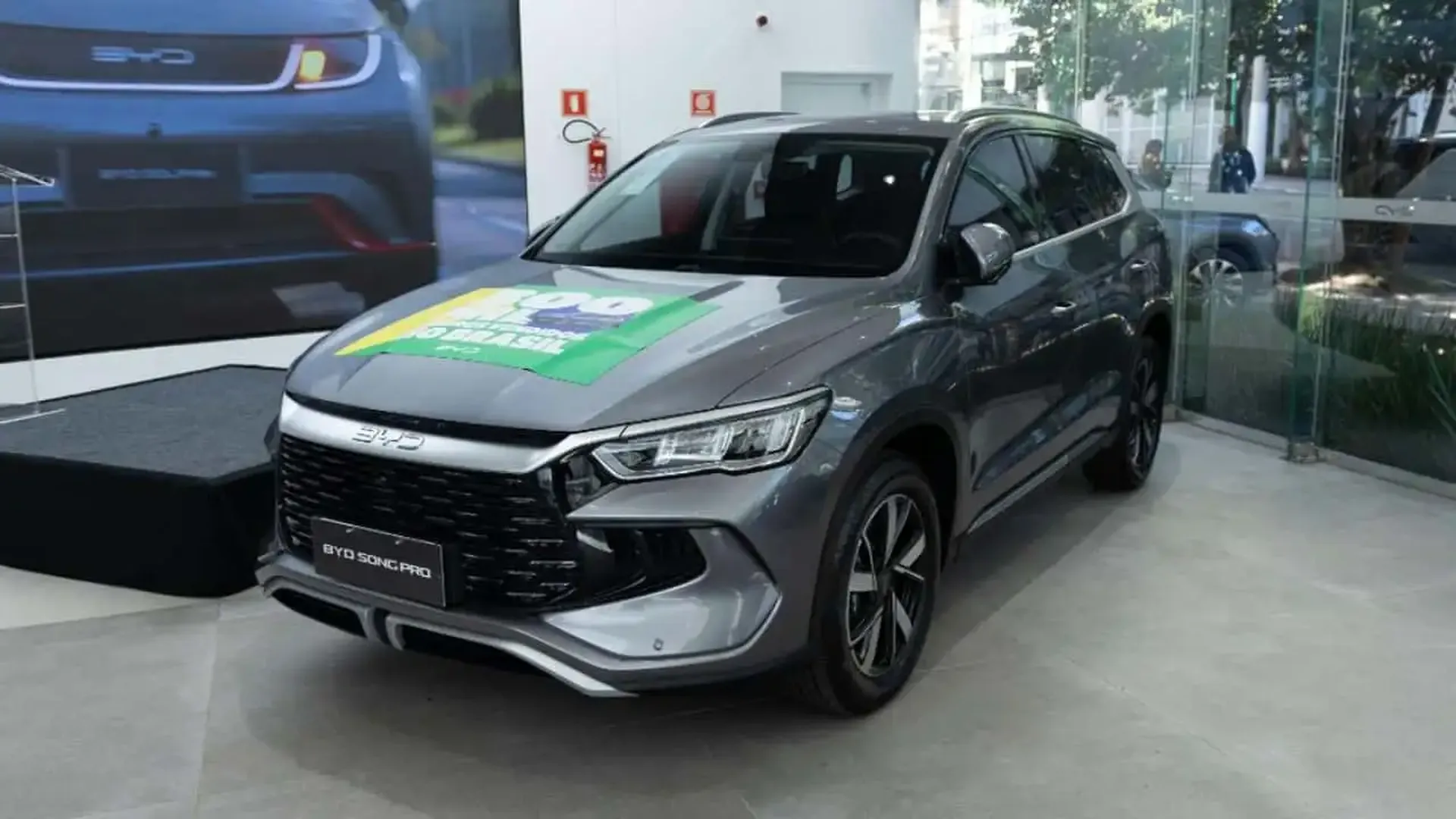 BYD chega a 300 mil carros vendidos no Brasil