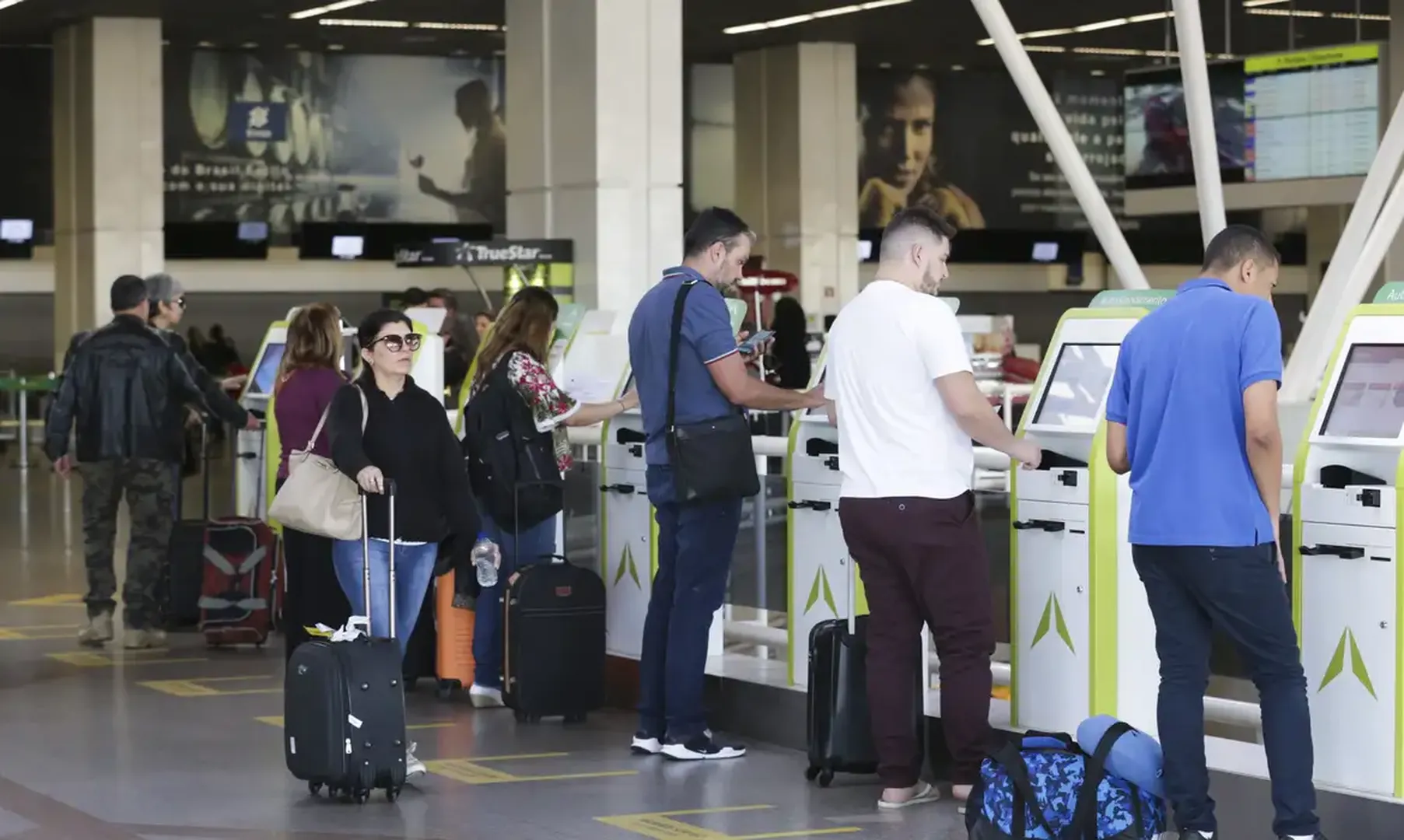 Seguro viagem países onde brasileiros entram com RG