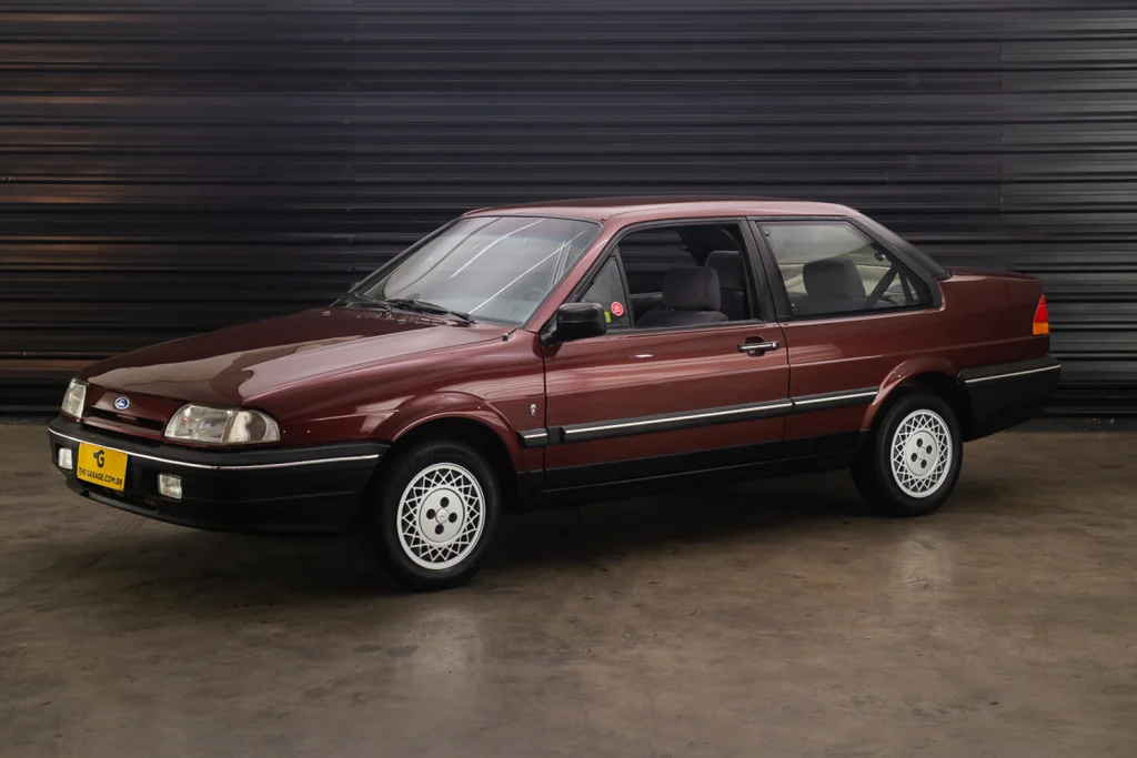 Versailles Ghia
