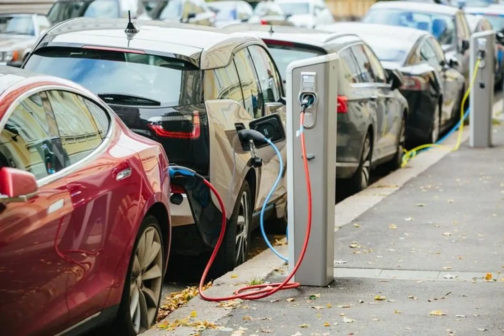 Carro elétrico desvaloriza muito Veja a opinião do mercado de usados